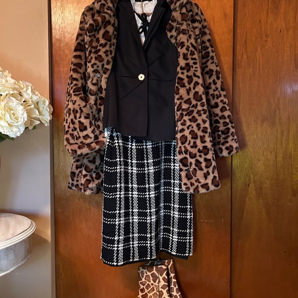 Vintage Wool Blend Black and White Plaid Skirt - Picture 8 of 9